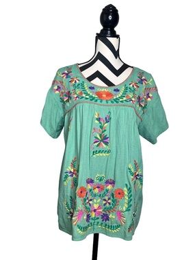 Layerz Clothing Boho Floral Embroidered Sz L Short-Sleeve Blouse